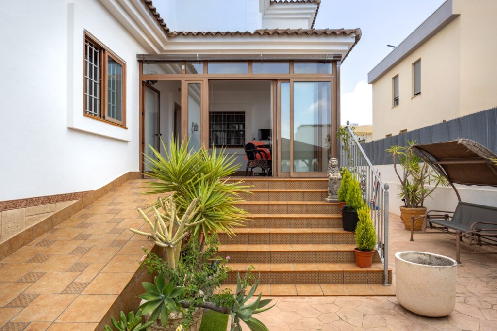 Villa w Los Montesinos - oferta MLSC5282088
