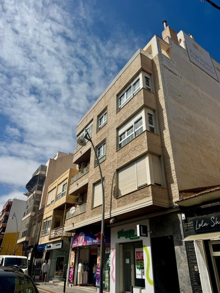 Apartment w Torrevieja - oferta MLSC6110109