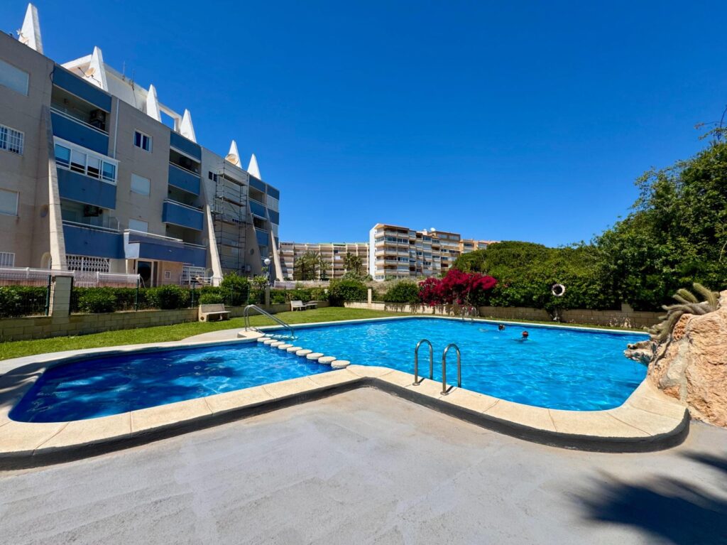Apartment w Torrevieja - oferta MLSC7975932