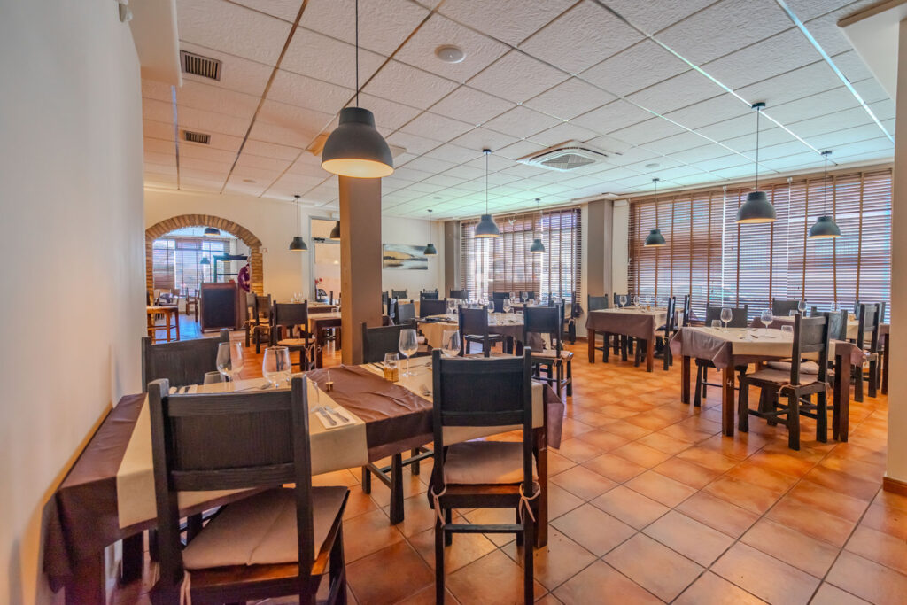Commercial w San Miguel de Salinas - oferta MLSC2710251