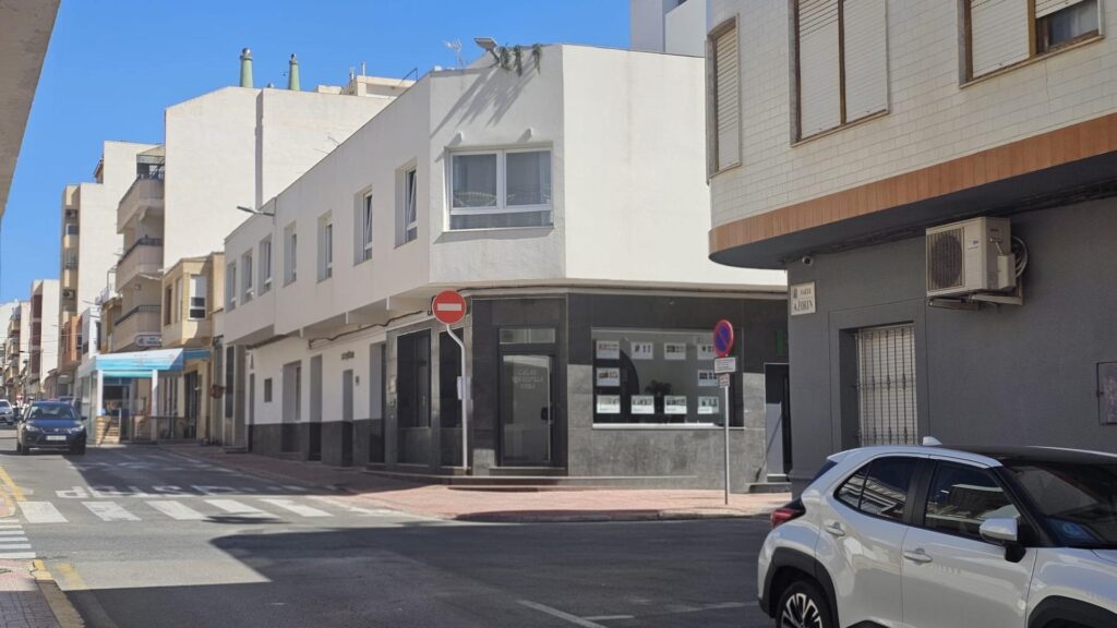 Commercial w Torrevieja - oferta MLSC3329929