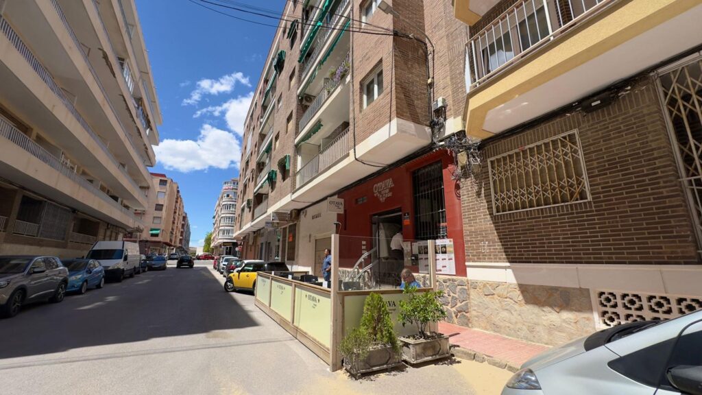 Commercial w Torrevieja - oferta MLSC6140382