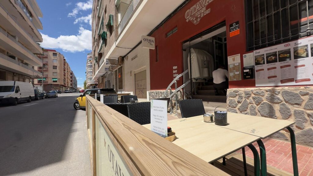 Commercial w Torrevieja - oferta MLSC6140382