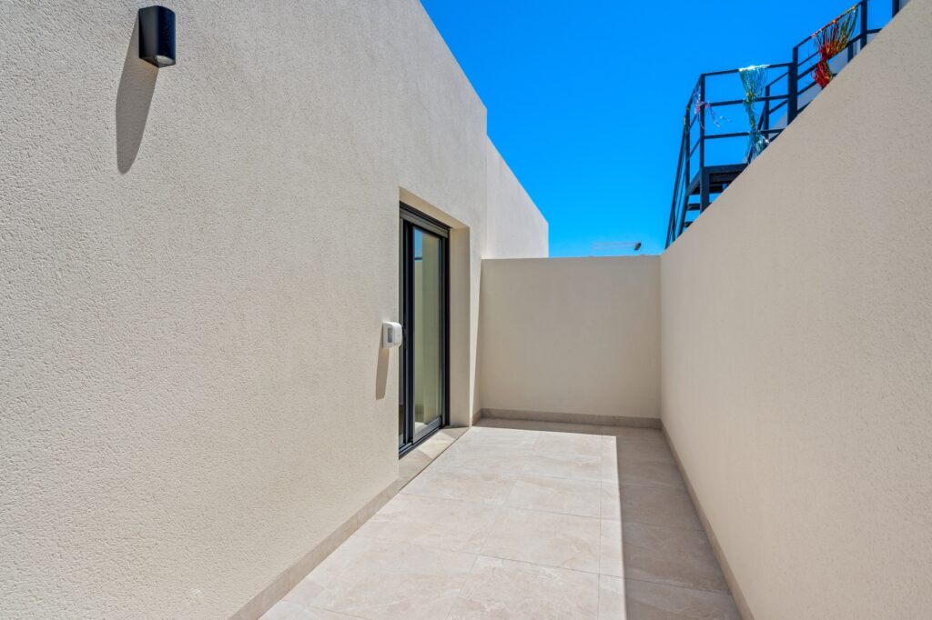 Property w Daya Nueva - oferta MLSC1016247