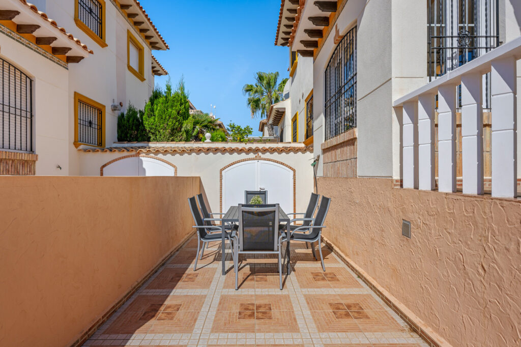 Quad House w Cabo Roig - oferta MLSC3382775