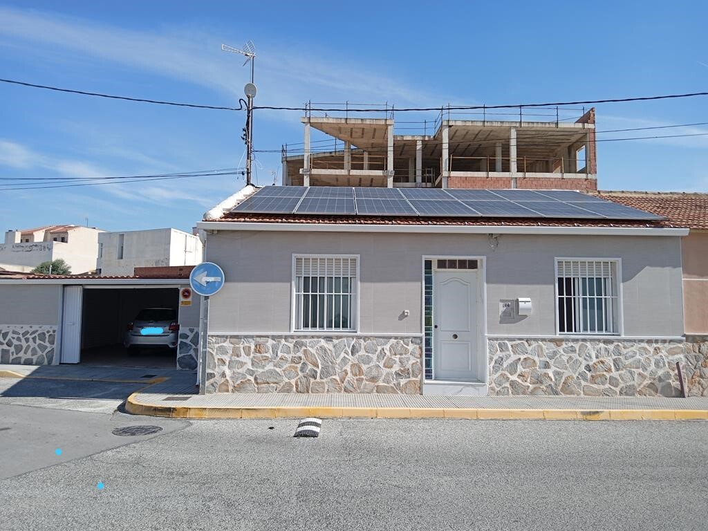 Semi Detached w Los Montesinos - oferta MLSC6846275