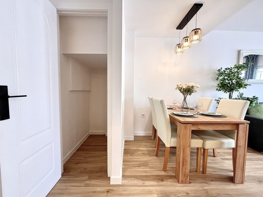 Town House w Los Altos - oferta MLSC6153699
