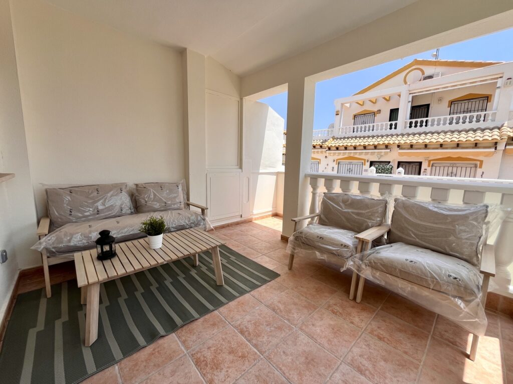 Town House w Los Altos - oferta MLSC6153699