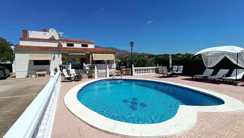 Villa w Crevillent - oferta MLSC3956241