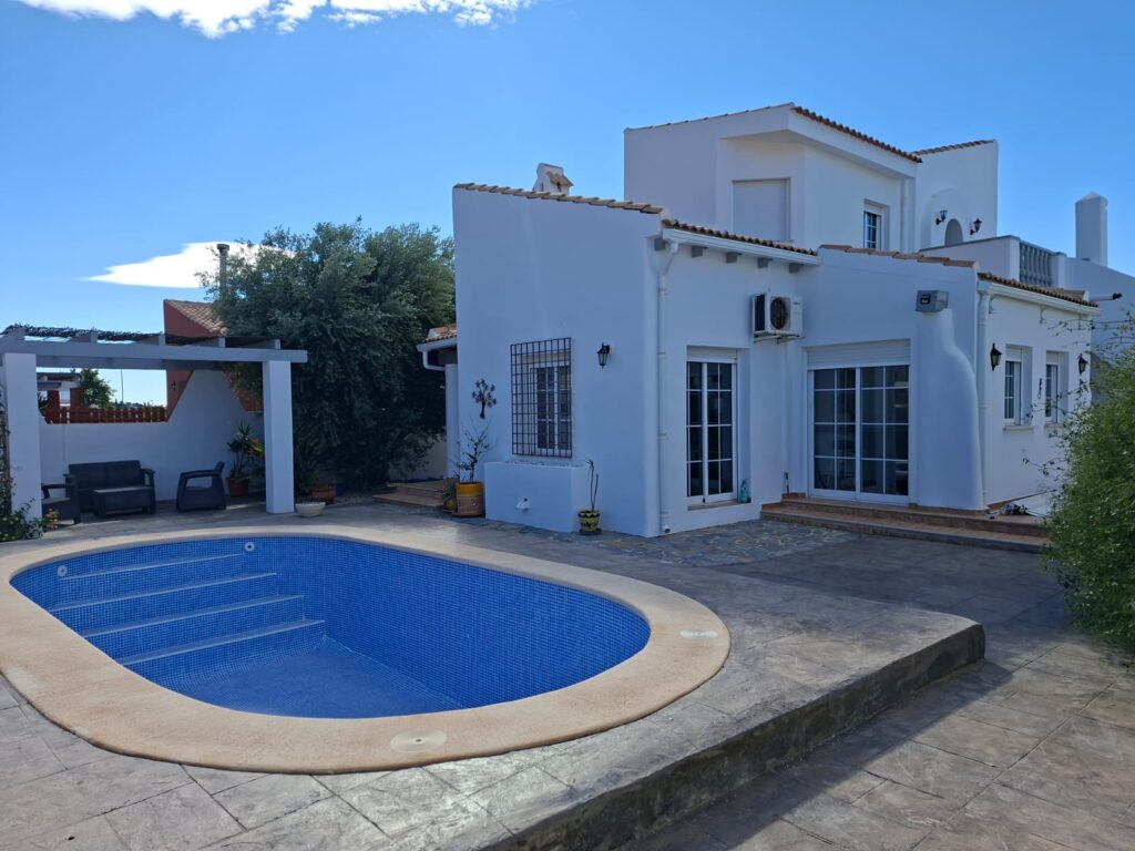 Villa w Fortuna - oferta MLSC6851146