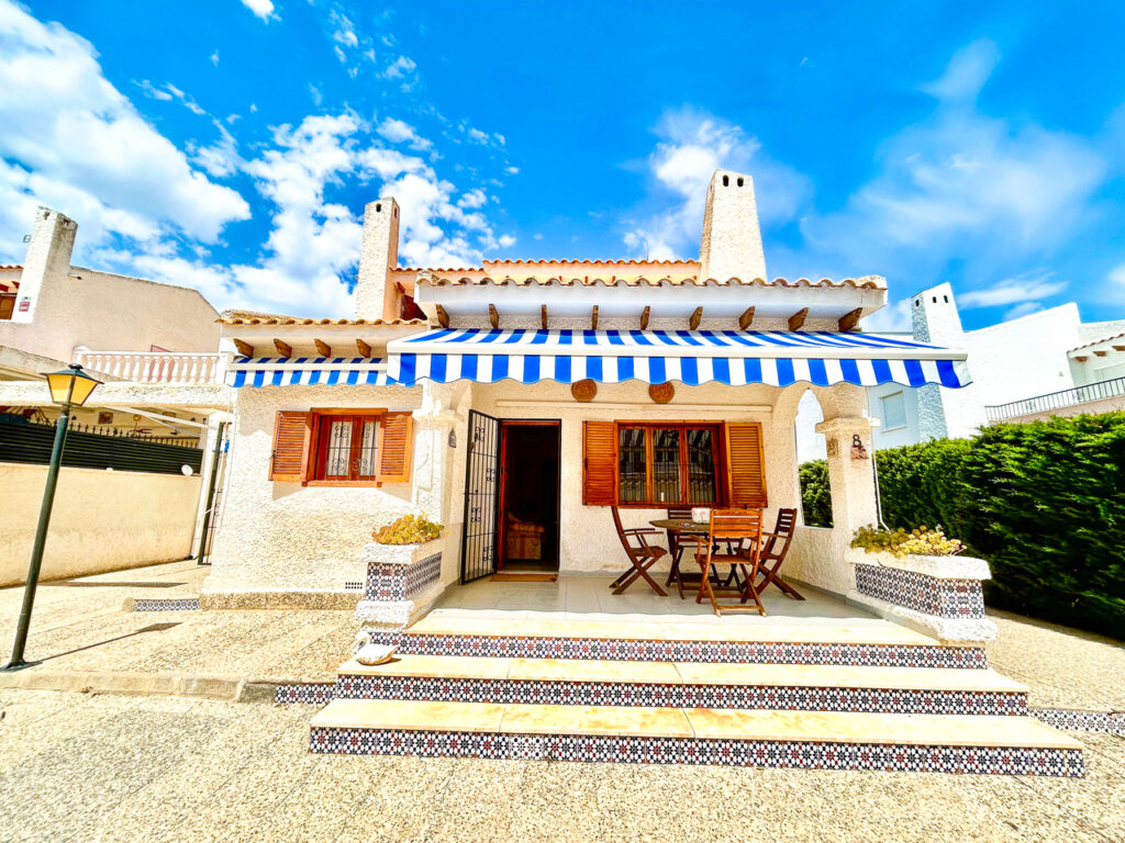 Villa w La Zenia - oferta MLSC5213622