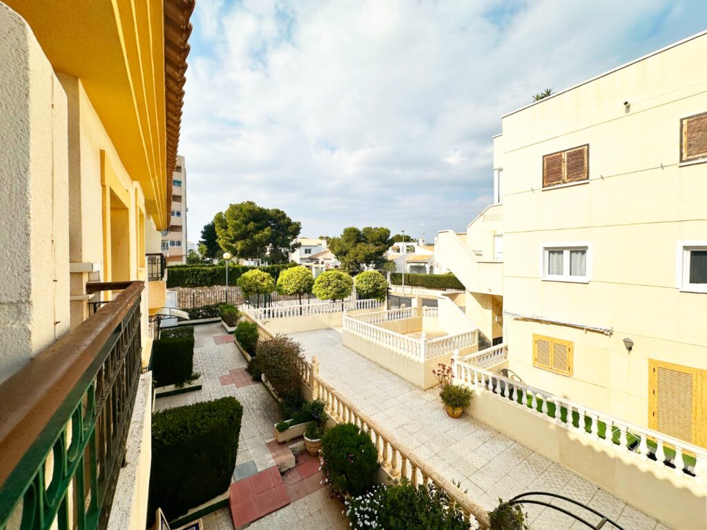 Villa w Orihuela Costa - oferta MLSC4066061