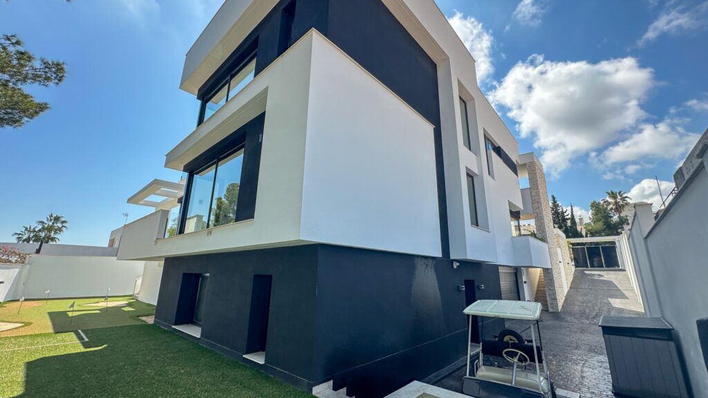 Villa w Orihuela Costa - oferta MLSC547191