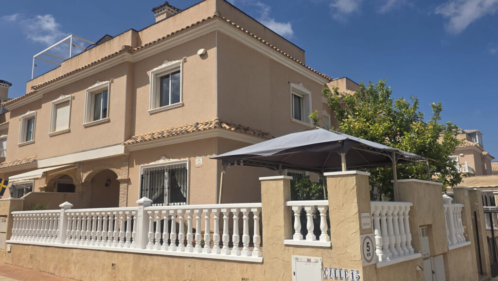 Villa w Orihuela Costa - oferta MLSC7029539