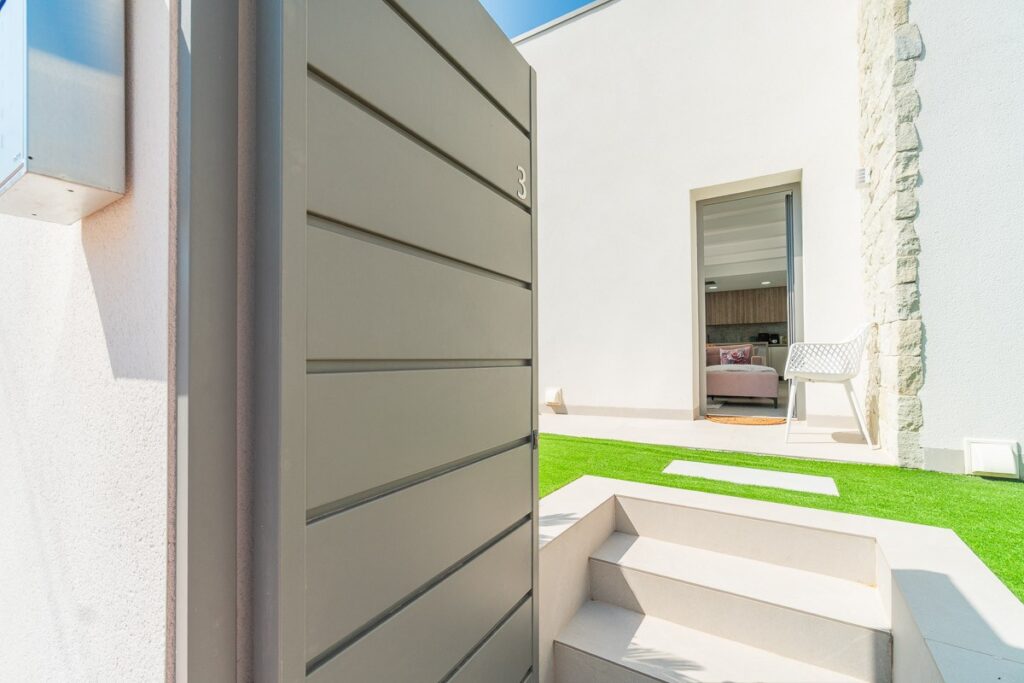 Villa w Orihuela Costa - oferta MLSC817796