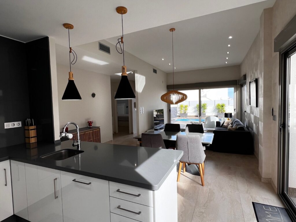 Villa w Orihuela Costa - oferta MLSC8674441
