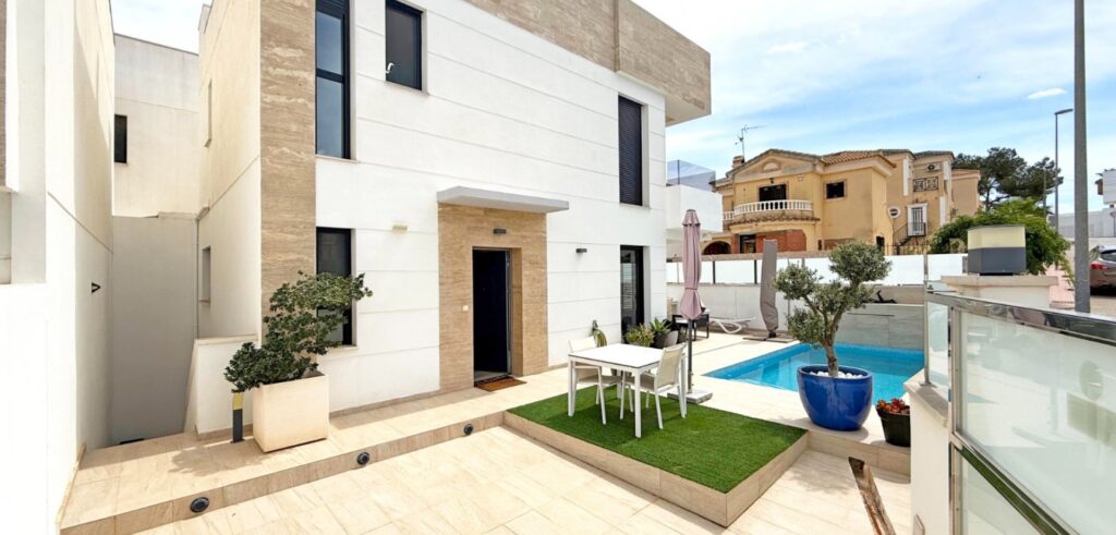 Villa w Orihuela Costa - oferta MLSC9835339
