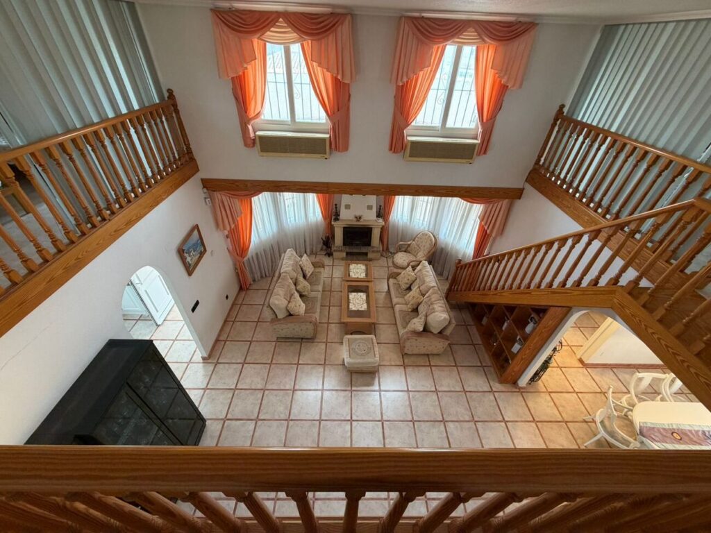 Villa w Playa Flamenca - oferta MLSC4278500