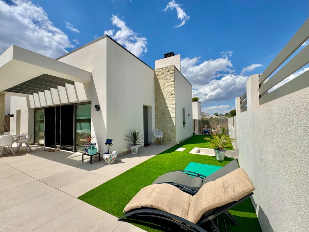 Villa w San Miguel de Salinas - oferta MLSC7527696