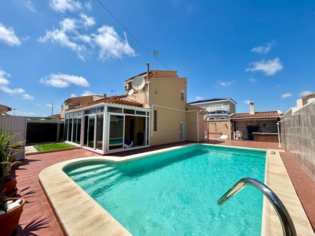 Villa w Torrevieja - oferta MLSC8080844