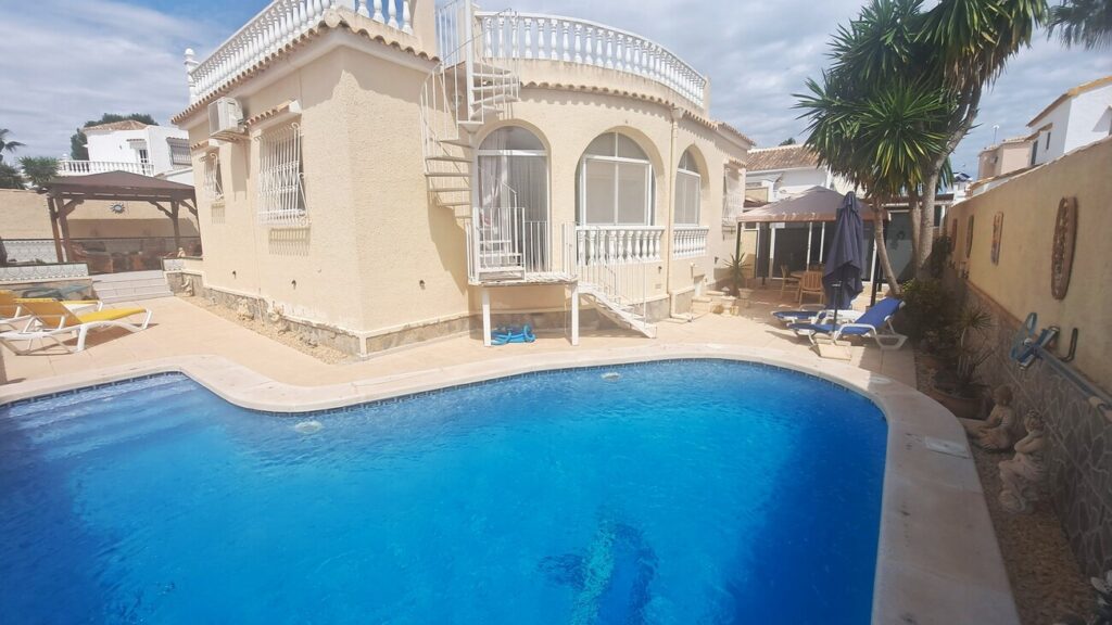 Villa w Villamartin - oferta MLSC3062850