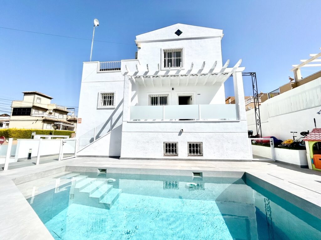 Villa w Villamartin - oferta MLSC8274628