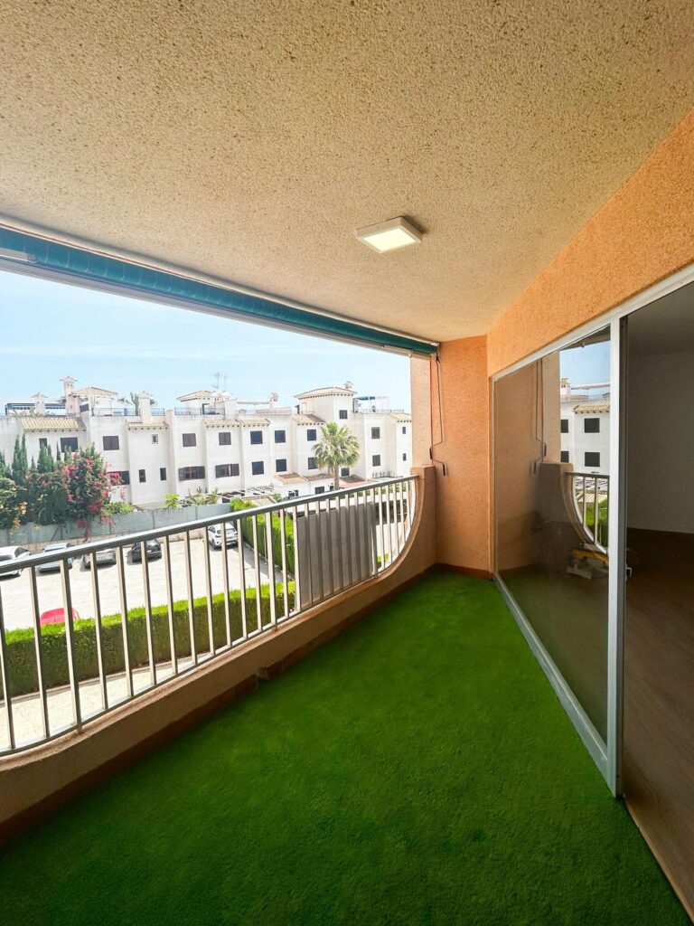 Apartment w Orihuela Costa - oferta MLSC8880442