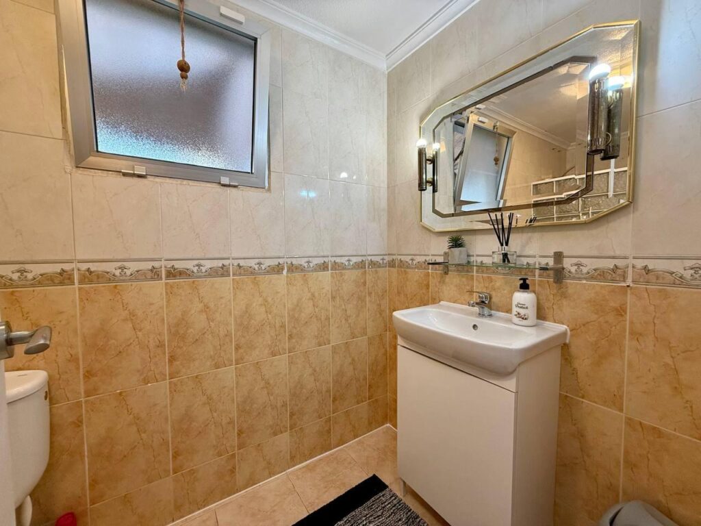 Apartment w Torrevieja - oferta MLSC3744080