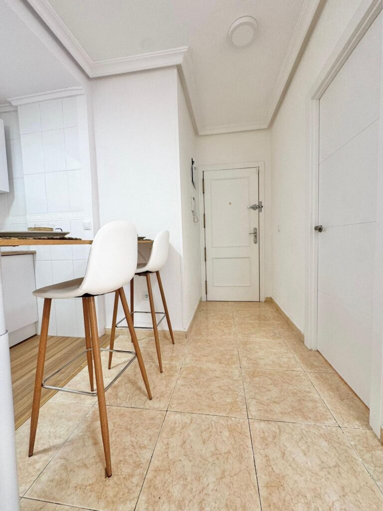Apartment w Torrevieja - oferta MLSC7852294