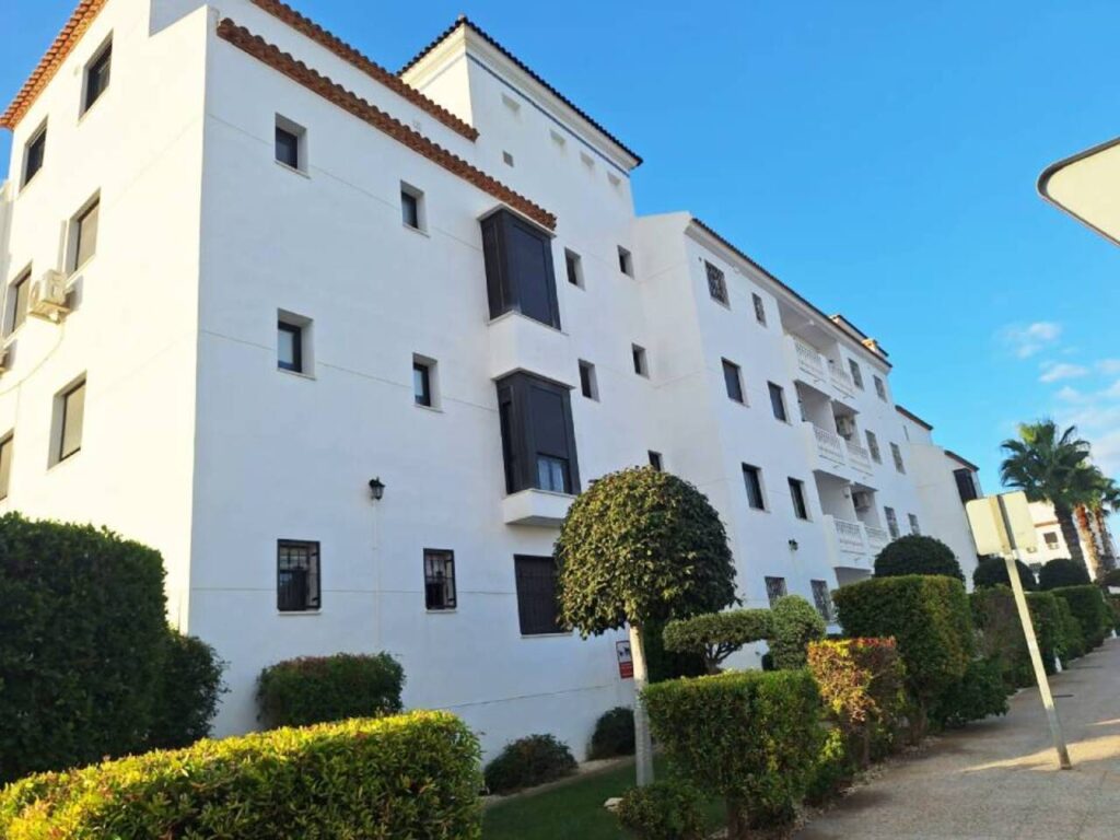 Apartment w Villamartin - oferta MLSC4001578