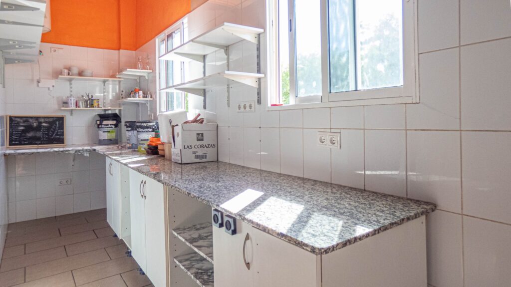 Commercial w Algorfa - oferta MLSC2216829