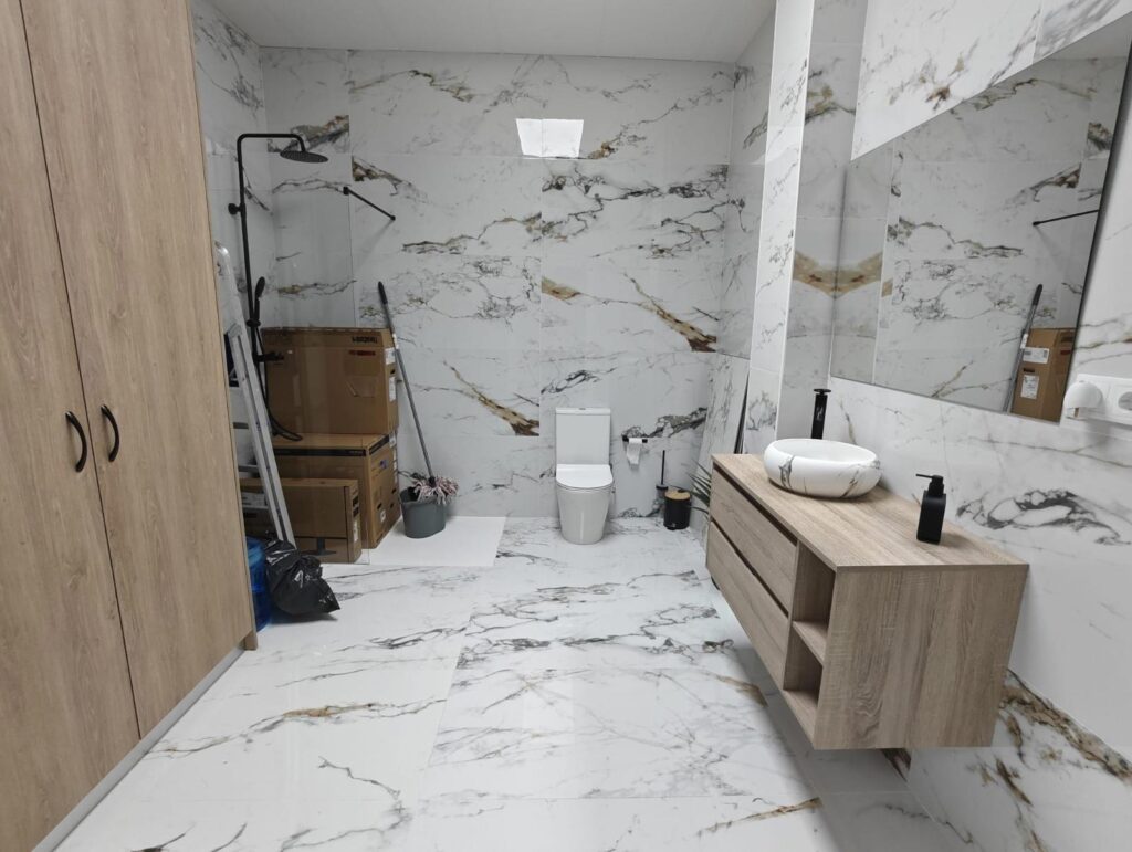 Commercial w Los Montesinos - oferta MLSC7301633