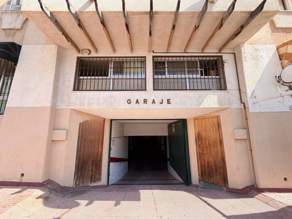 Commercial w Torrevieja - oferta MLSC3803966