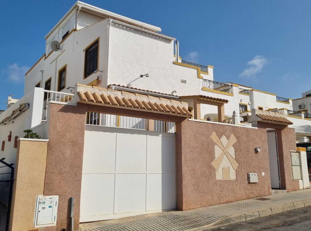 Duplex w Torrevieja - oferta MLSC3712081