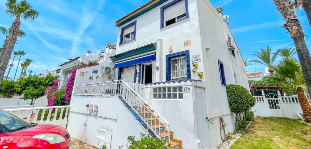 Town House w Orihuela Costa - oferta MLSC8225801