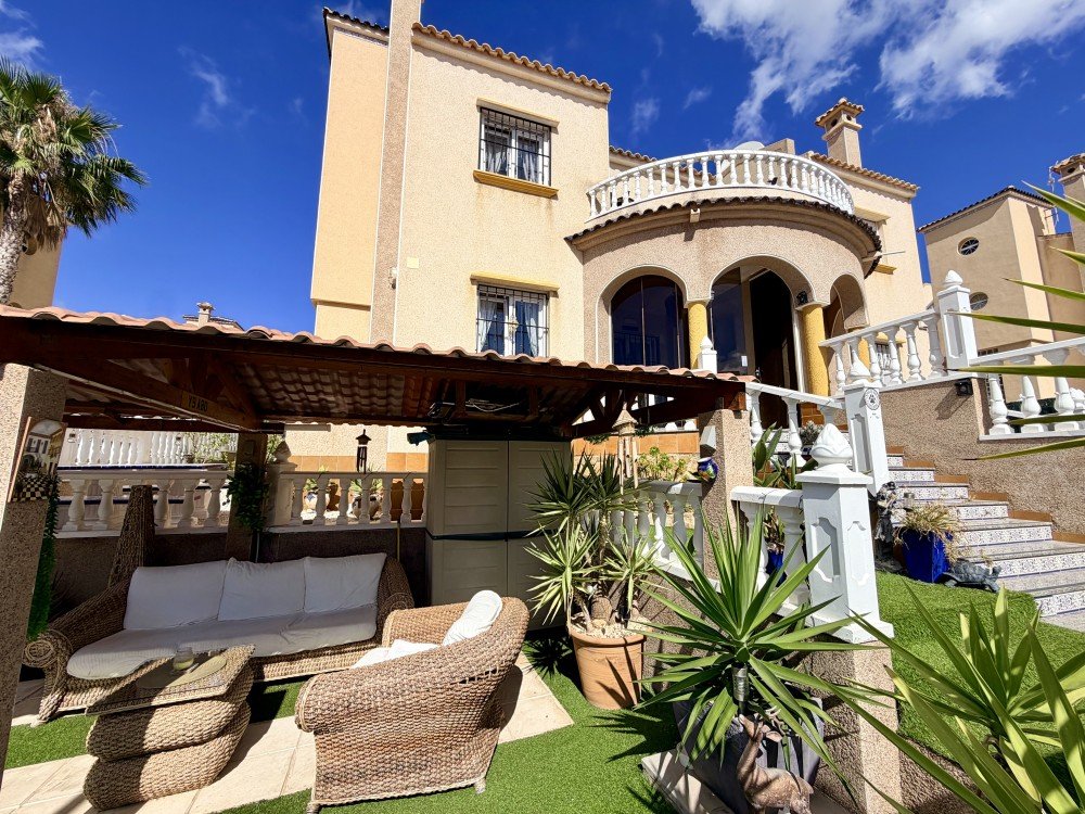 Town House w Orihuela Costa - oferta MLSC9721882