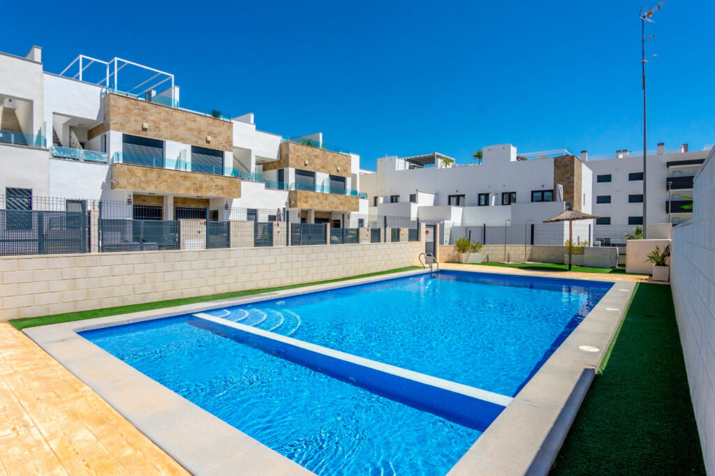Town House w Villamartin - oferta MLSC3883879