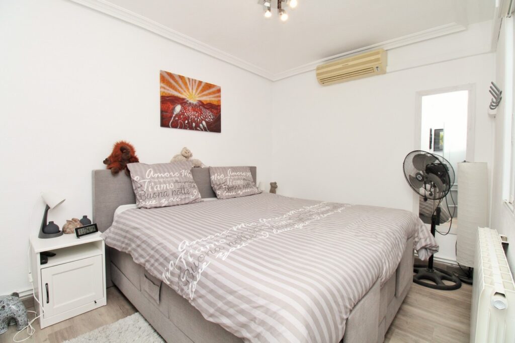Town House w Villamartin - oferta MLSC4835837