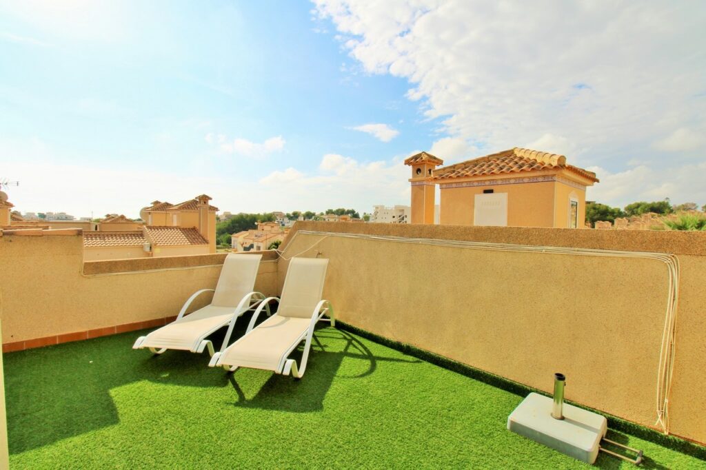 Town House w Villamartin - oferta MLSC4835837