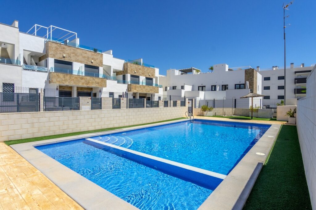 Town House w Villamartin - oferta MLSC9928918