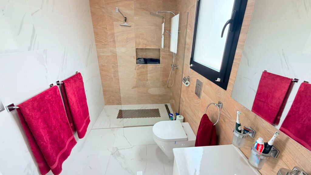 Villa w Los Montesinos - oferta MLSC4911483
