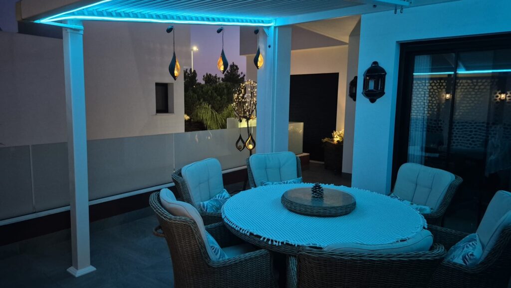 Villa w Los Montesinos - oferta MLSC4911483