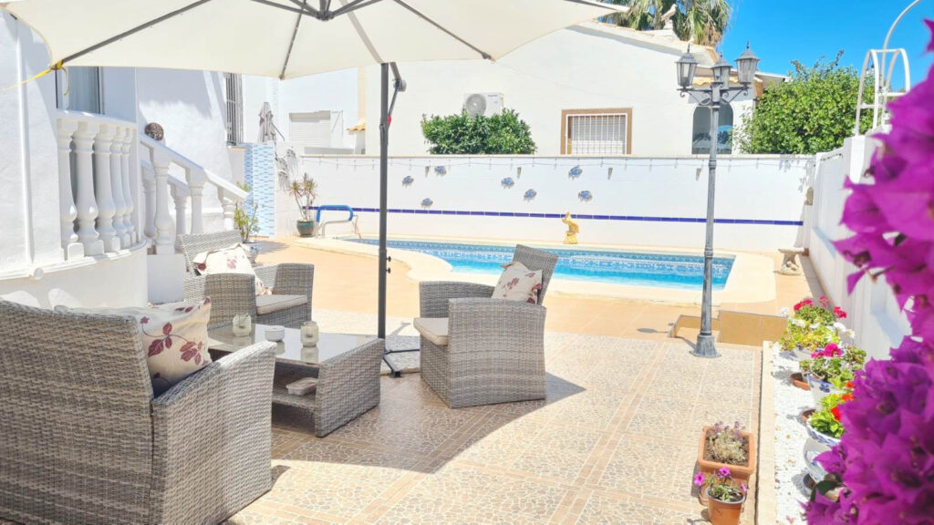 Villa w Orihuela Costa - oferta MLSC4495713