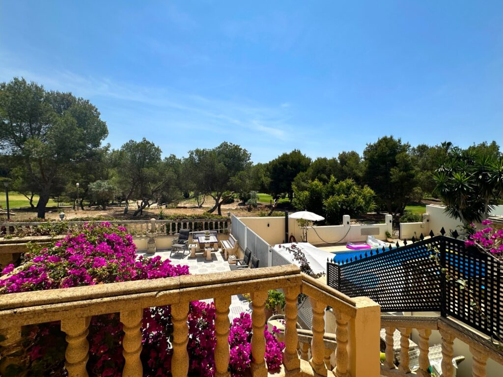 Villa w Orihuela Costa - oferta MLSC8683800