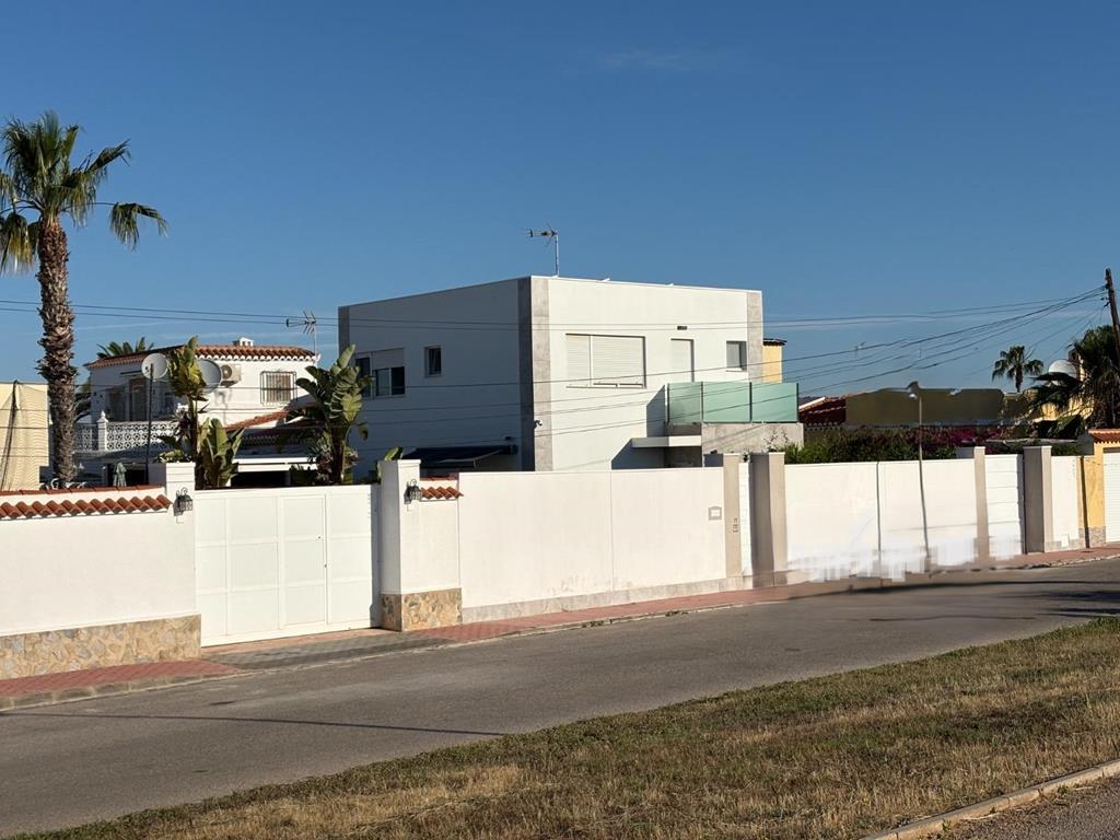 Villa w Torrevieja - oferta MLSC2424807