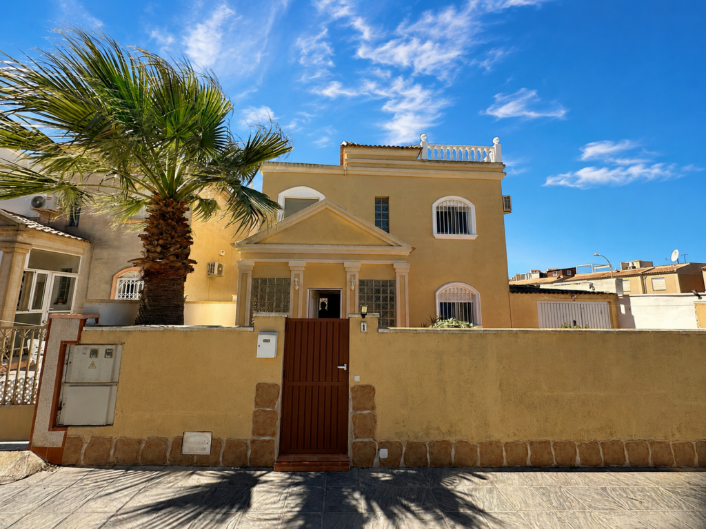 Villa w Torrevieja - oferta MLSC3164212