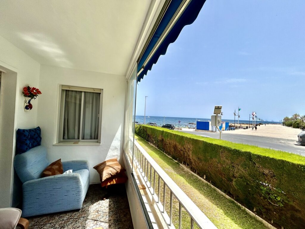 Apartment w Punta Prima - oferta MLSC1814219