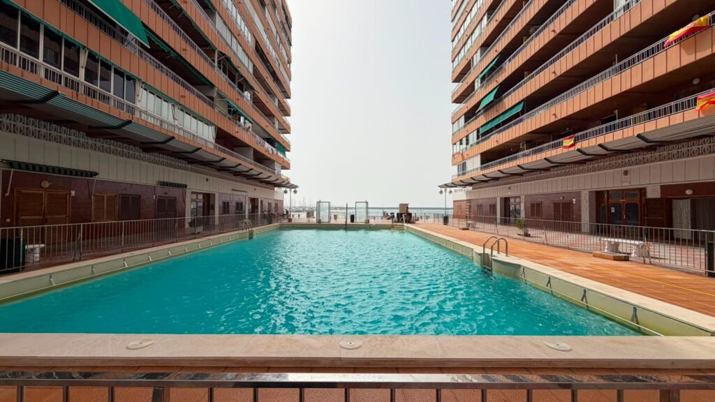 Apartment w Torrevieja - oferta MLSC1014397