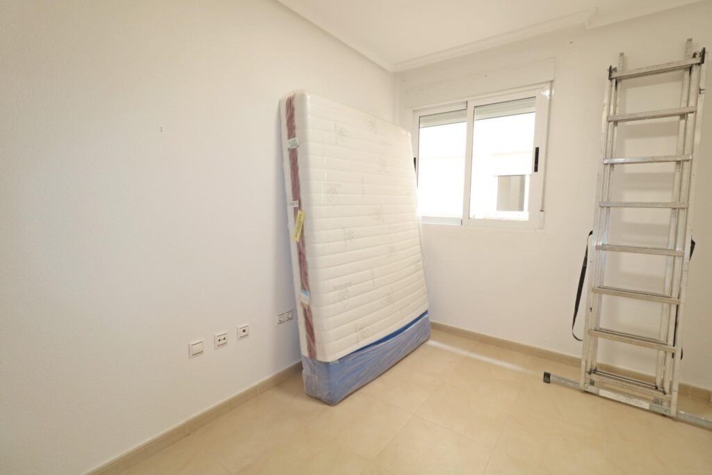 Apartment w Torrevieja - oferta MLSC2108525