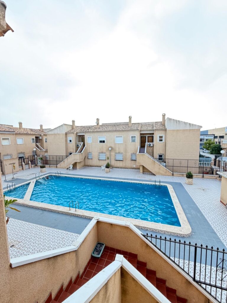 Apartment w Torrevieja - oferta MLSC4351250